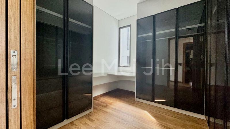 6 Bed Semi-Detached House (Landed) for Sale in  Corona Factory - Image 2